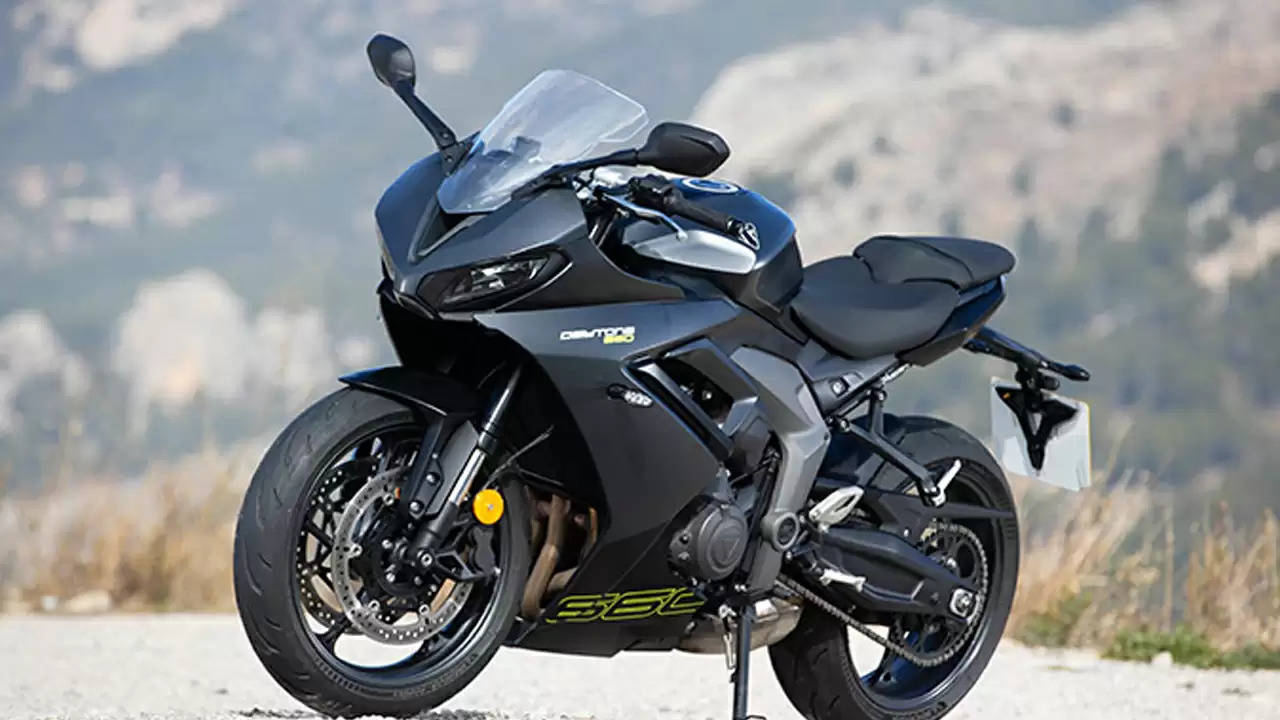 Triumph Daytona 660: Key Features and Performance Highlights