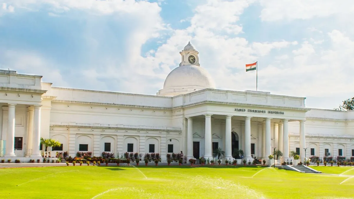 IIT Roorkee का कमाल, अब एयरोस्पेस और कारों को मिलेगी स्वदेशी थर्मल सुरक्षा