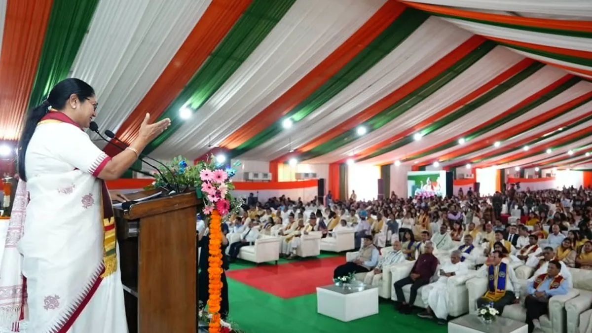 Lakhpati Bitiya Yojana : दिल्ली की बेटियों को ग्रेजुएशन पर मिलेंगे 1.25 लाख रुपये, सीएम रेखा गुप्ता ने किया बड़ा एलान