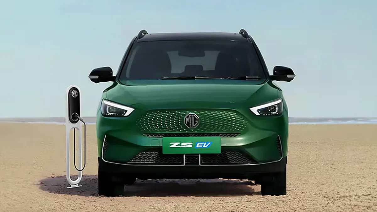 MG ZS EV पर ₹1.40 लाख की बड़ी छूट, लेकिन खरीदने से पहले जान लें कीमतों में हुआ ये बदलाव