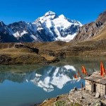Adi Kailash Yatra 2026 : आदि कैलाश और ओम पर्वत के दर्शन की तारीख तय, जानें कब से मिलेंगे ऑनलाइन परमिट