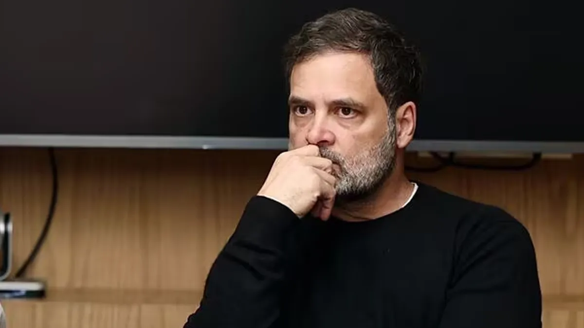 मिडिल ईस्ट जंग पर कांग्रेस में दो फाड़, जानिये शशि थरूर और आनंद शर्मा ने क्यों किया मोदी सरकार का समर्थन?