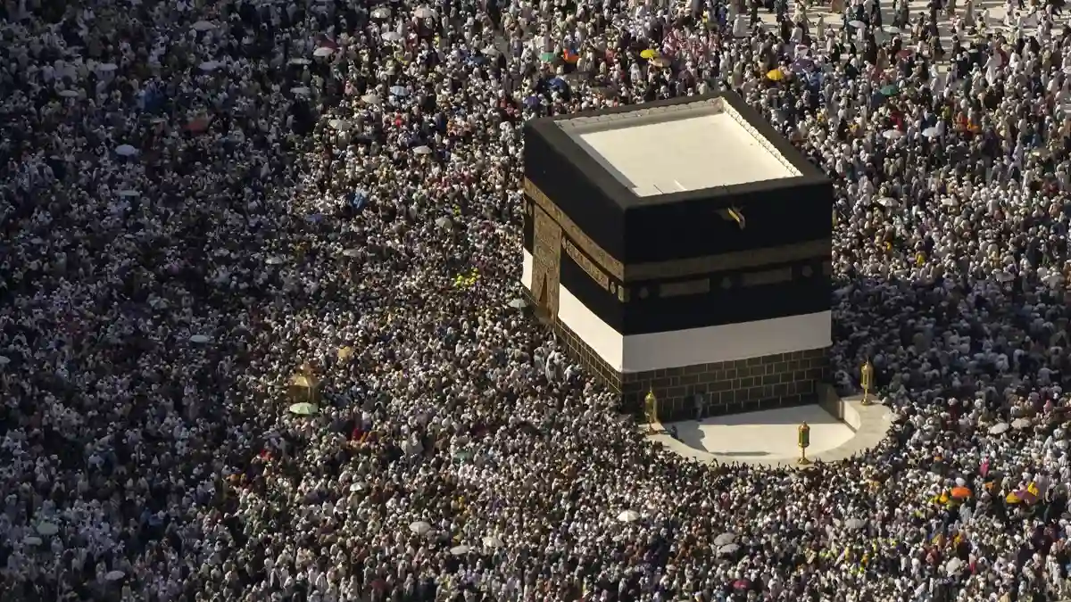 Haj Yatra 2026 : अंतरराष्ट्रीय तनाव के चलते बढ़ा हवाई किराया, उत्तराखंड के जायरीनों को देने होंगे 10 हजार रुपये अतिरिक्त