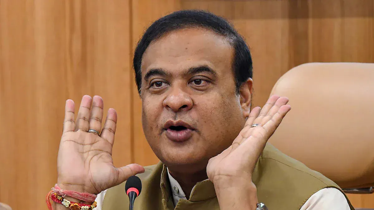 हिमंत बिस्व सरमा के परिवार की विदेशी संपत्ति पर बवाल, कांग्रेस ने पूछे तीन तीखे सवाल
