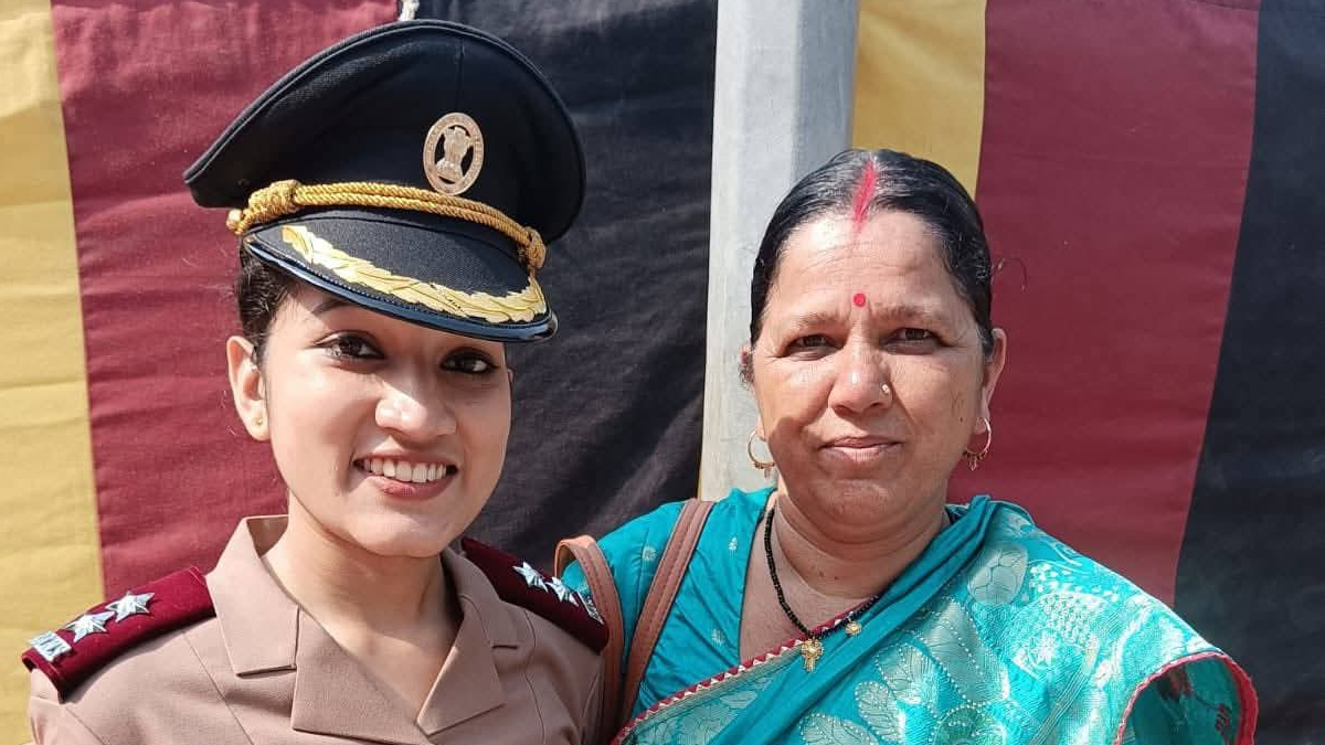 पहाड़ की एक और बेटी ने रचा इतिहास, पौड़ी की Mansi Raturi बनीं भारतीय सेना में लेफ्टिनेंट