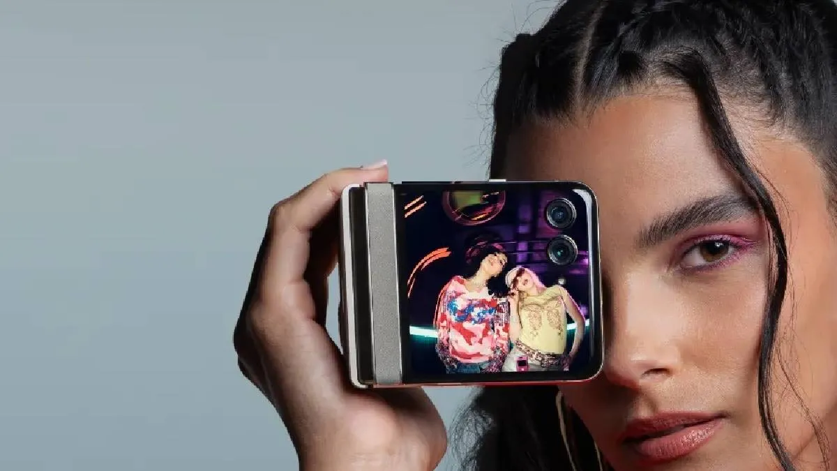 Motorola Razr 60 Ultra और Edge 60 Pro यूजर्स की लॉटरी, मिला Android 17 का बड़ा अपडेट