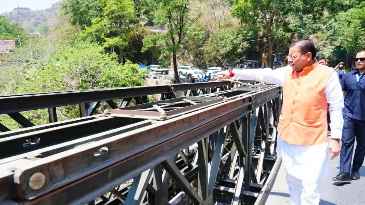 Mussoorie Road Bridge Update : मसूरी जाने वाले पर्यटकों को बड़ी राहत, वैली ब्रिज और स्थायी पुल पर आया बड़ा अपडेट