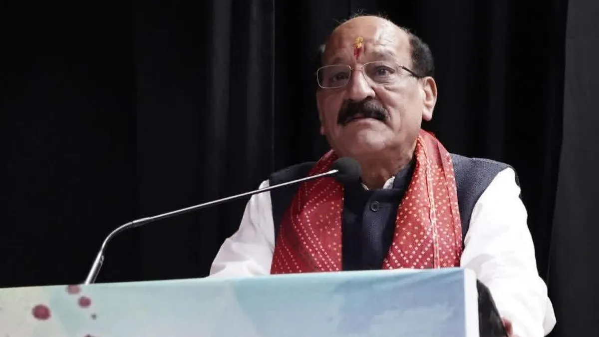 पौड़ी जिला अस्पताल में करोड़ों की CT स्कैन मशीन बनी कबाड़, स्वास्थ्य मंत्री ने लिया बड़ा एक्शन