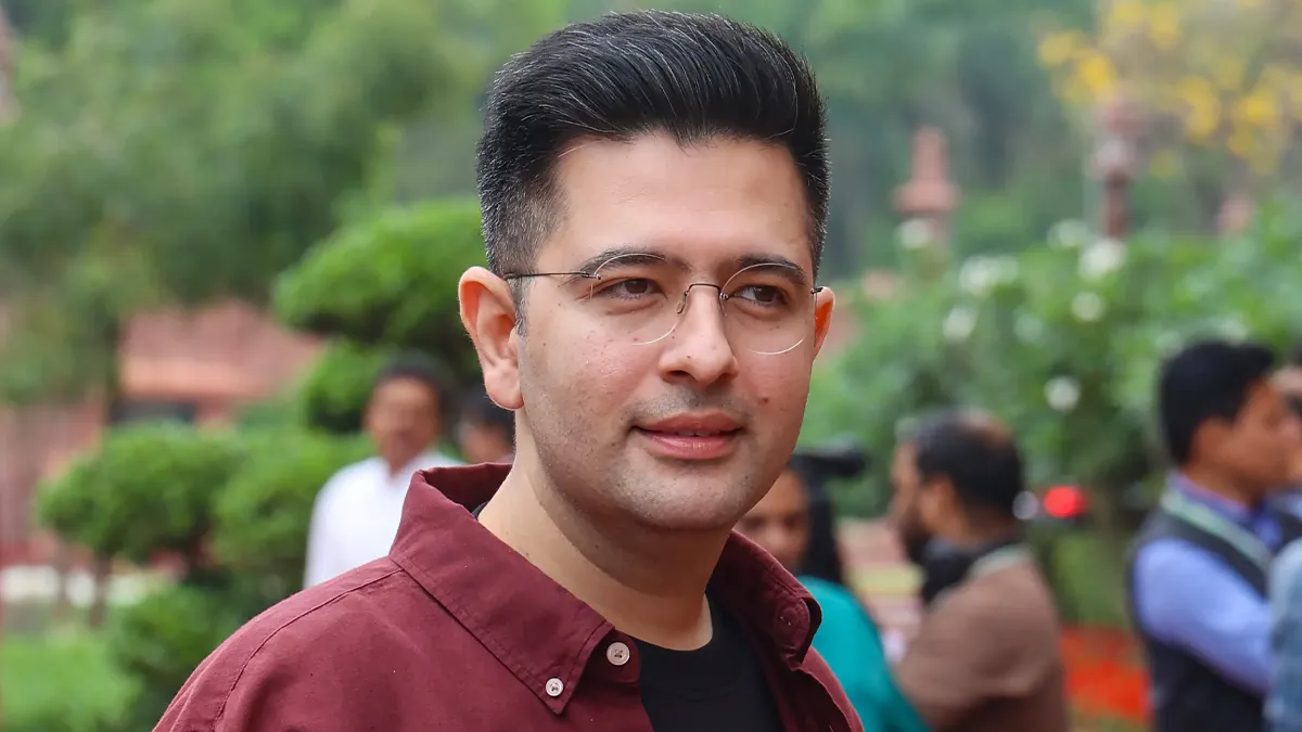 क्या बीजेपी में जाएंगे राघव चड्ढा? भगवंत मान के 'कॉम्प्रोमाइज्ड' वाले बयान से मचा हड़कंप