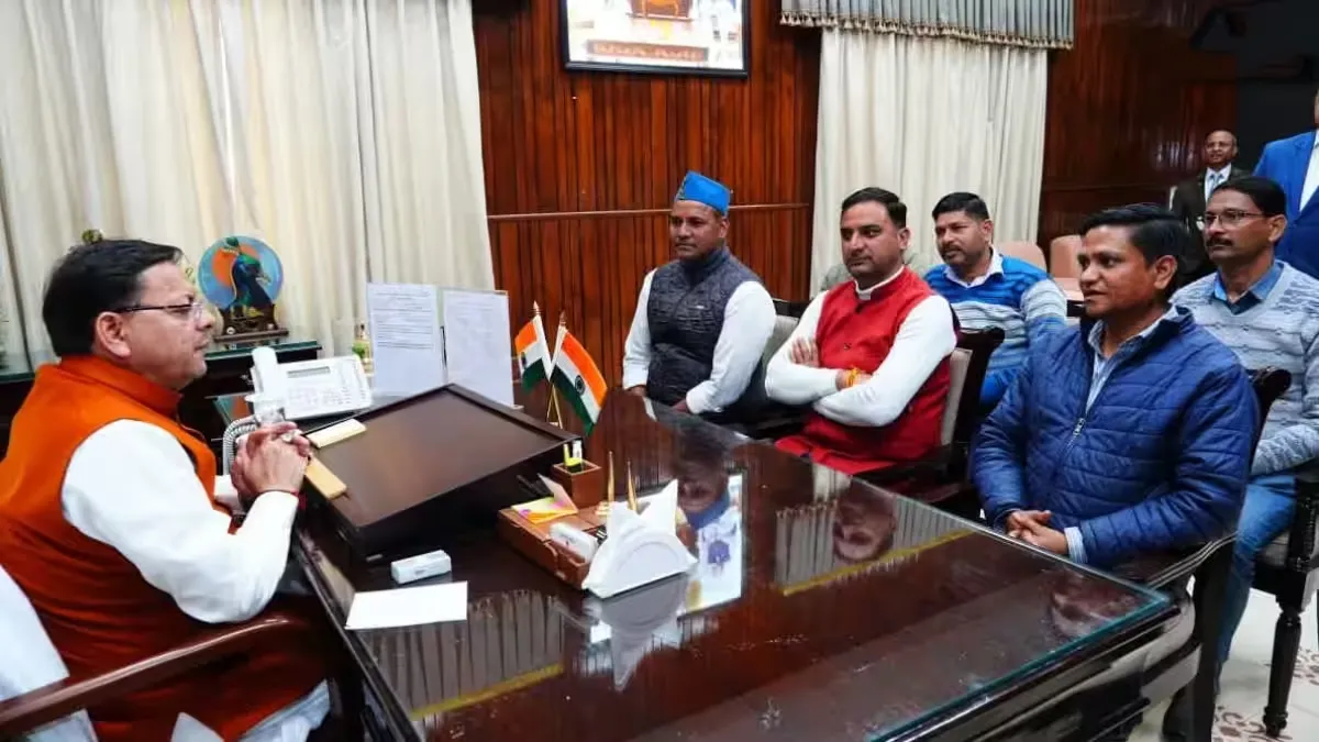 उपनल कर्मियों के लिए 'समान वेतन' बना जी का जंजाल, नई शर्तों ने बढ़ाई धामी सरकार की मुश्किलें