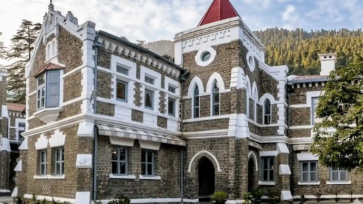 उपनल कर्मियों के नियमितीकरण पर हाईकोर्ट सख्त, कार्मिक सचिव शैलेश बगौली को किया तलब