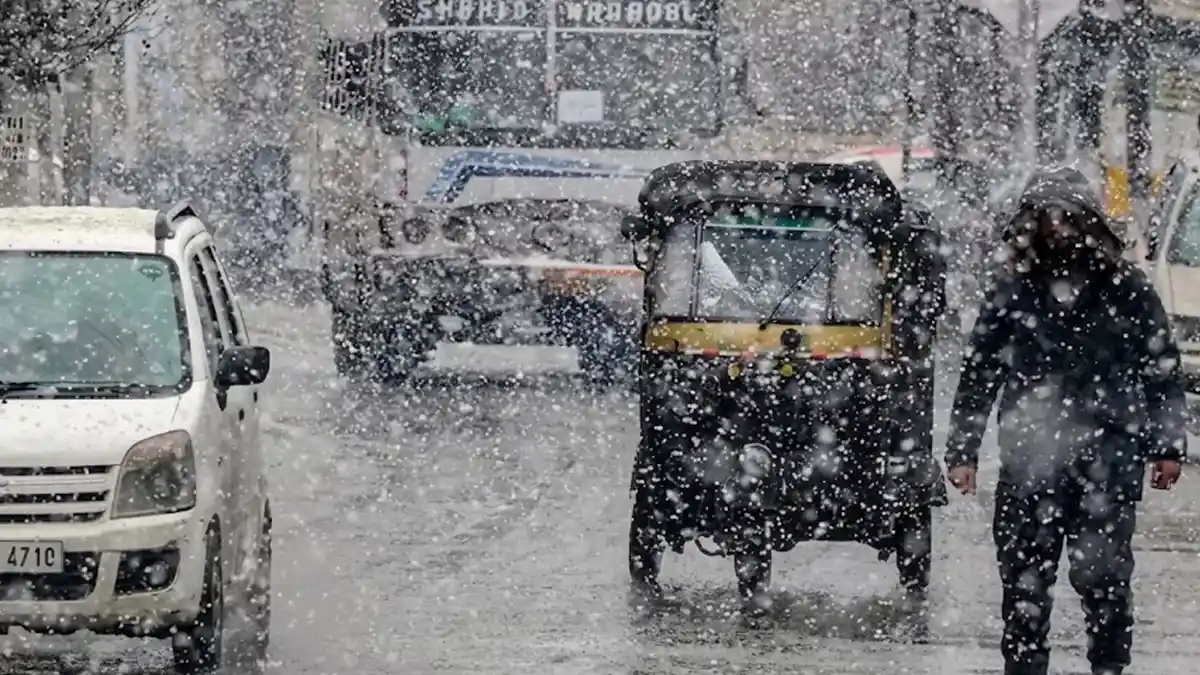 Heavy Rain Alert : देहरादून में गर्मी से मिलेगी राहत, उत्तरकाशी समेत इन 5 जिलों में भारी बारिश और बर्फबारी की चेतावनी