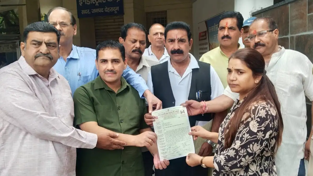 देहरादून में पेयजल योजना पर बवाल, श्मशान की जमीन पर पानी की टंकी बनाने का भारी विरोध