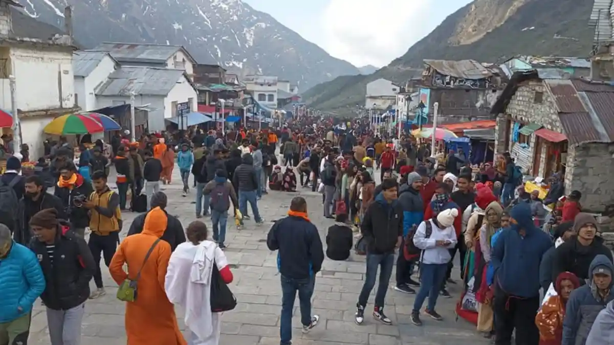 Chardham Yatra 2026 : 10 और 11 मई को दर्शन के लिए उमड़ेगी भारी भीड़, विभाग ने जारी किया डेटा