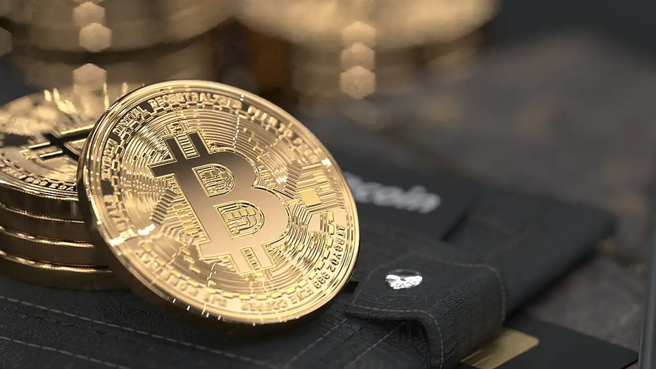 Dehradun Crypto Fraud : देहरादून में क्रिप्टो और निवेश के नाम पर 25 करोड़ की ठगी, मुख्य आरोपी विदेश फरार