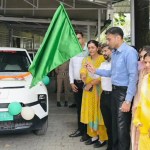 देहरादून: दिव्यांगों और बेसहारा महिलाओं को मिली फ्री EV की सौगात, DM ने दिखाई हरी झंडी