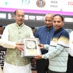 Hindi Patrakarita Diwas : उत्तराखंड के विकास गर्ग दिल्ली में सम्मानित, पूर्व केंद्रीय मंत्री विजय गोयल ने दिया सम्मान