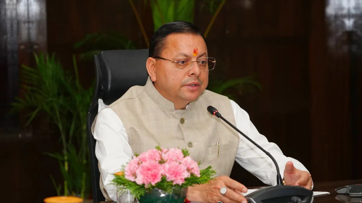 Uttarakhand Cabinet Decisions : उत्तराखंड में घर बनाना होगा महंगा, सस्ती होगी शराब? छोटे ठेकेदारों के लिए भी खुशखबरी