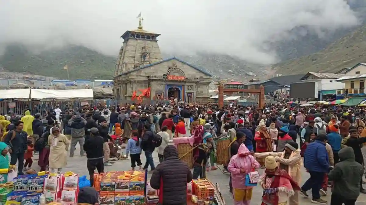 रुद्रप्रयाग में मूसलाधार बारिश का अलर्ट, केदारनाथ जाने वाले यात्री सुरक्षित स्थानों पर रोके गए