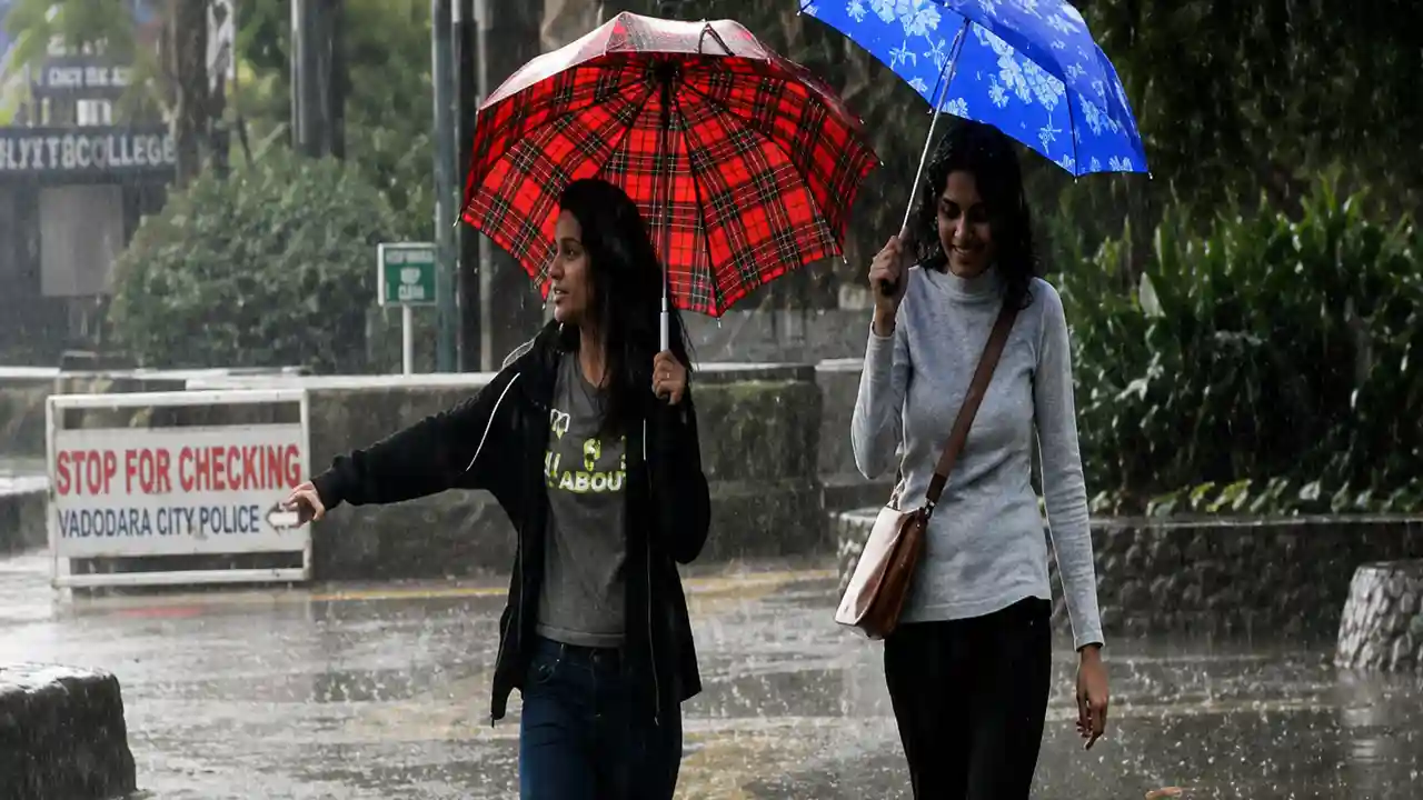 Uttarakhand Weather Update : मई में लौटी सर्दियों वाली ठंड, दून-टिहरी में 10 डिग्री तक लुढ़का पारा