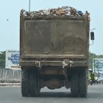 Haridwar News : वाहन से उड़ कर हाईवे पर गिर रहा था कूड़ा, 25 हजार रुपए का लगा जुर्माना